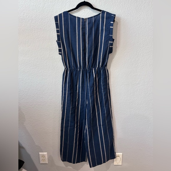 Crop Romper - Picture 2 of 8